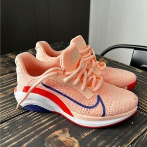 Nike Women’s Superrep NWOT shoes size 6